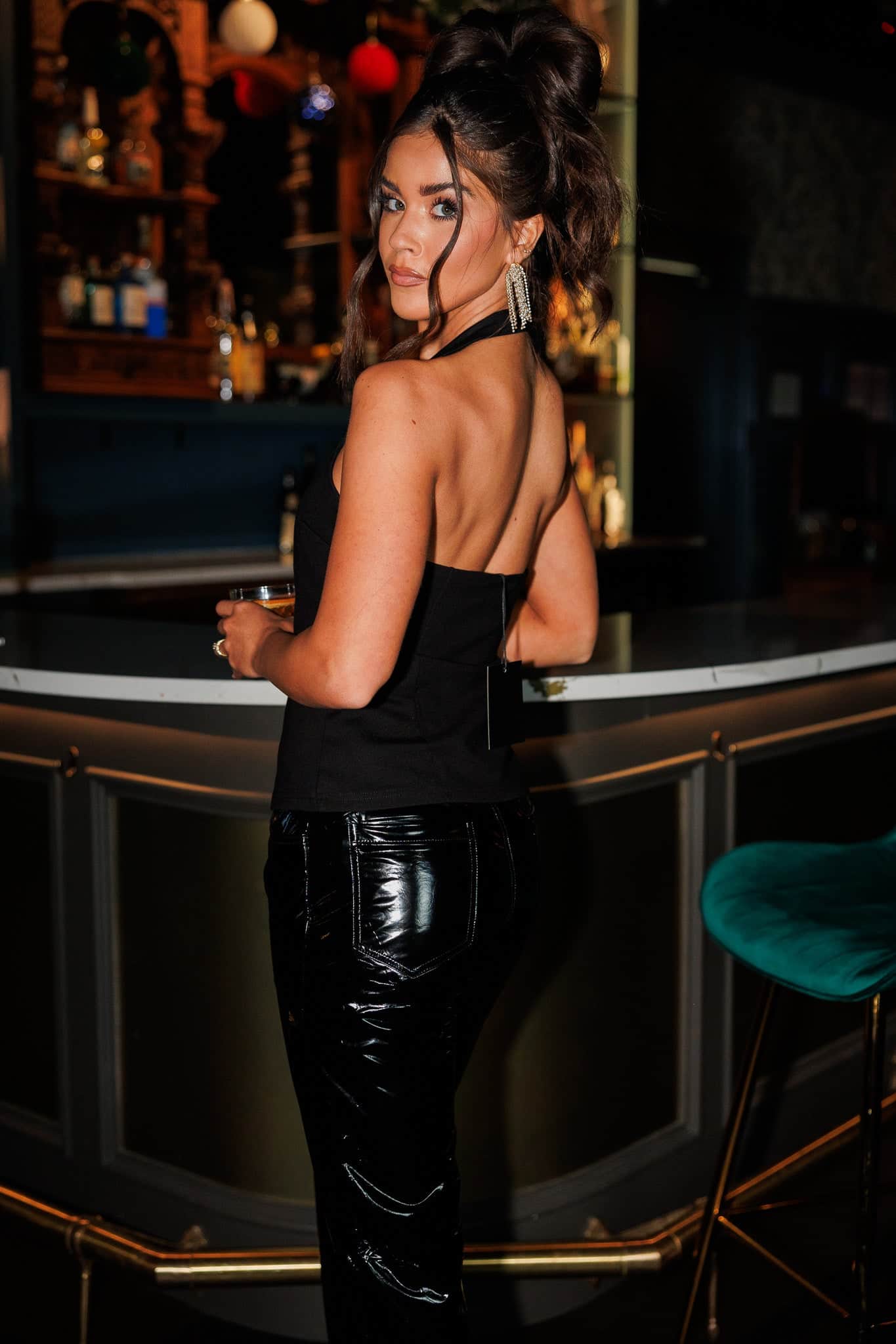 Editorial Edge Top