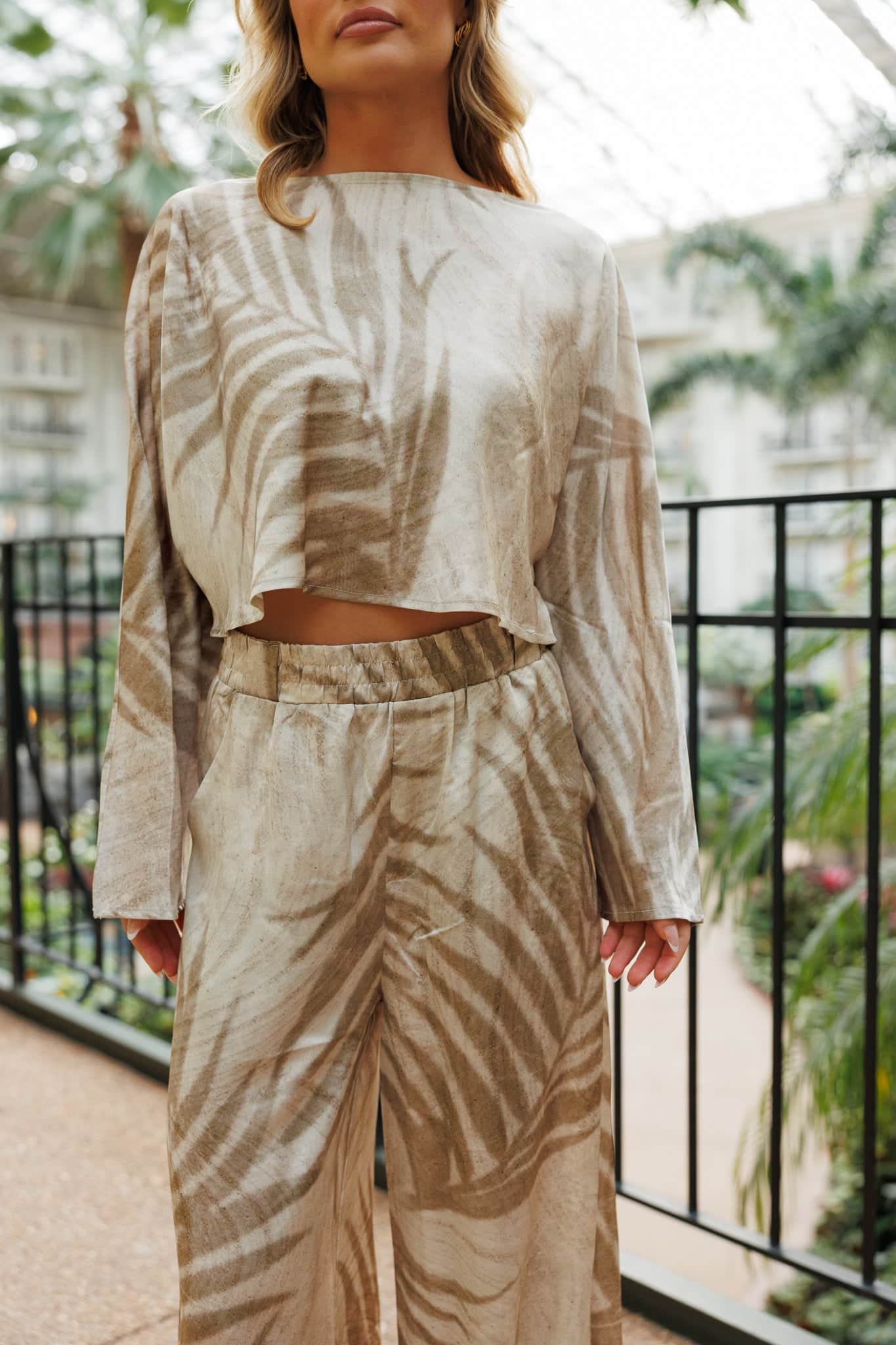 Palm Poise Top
