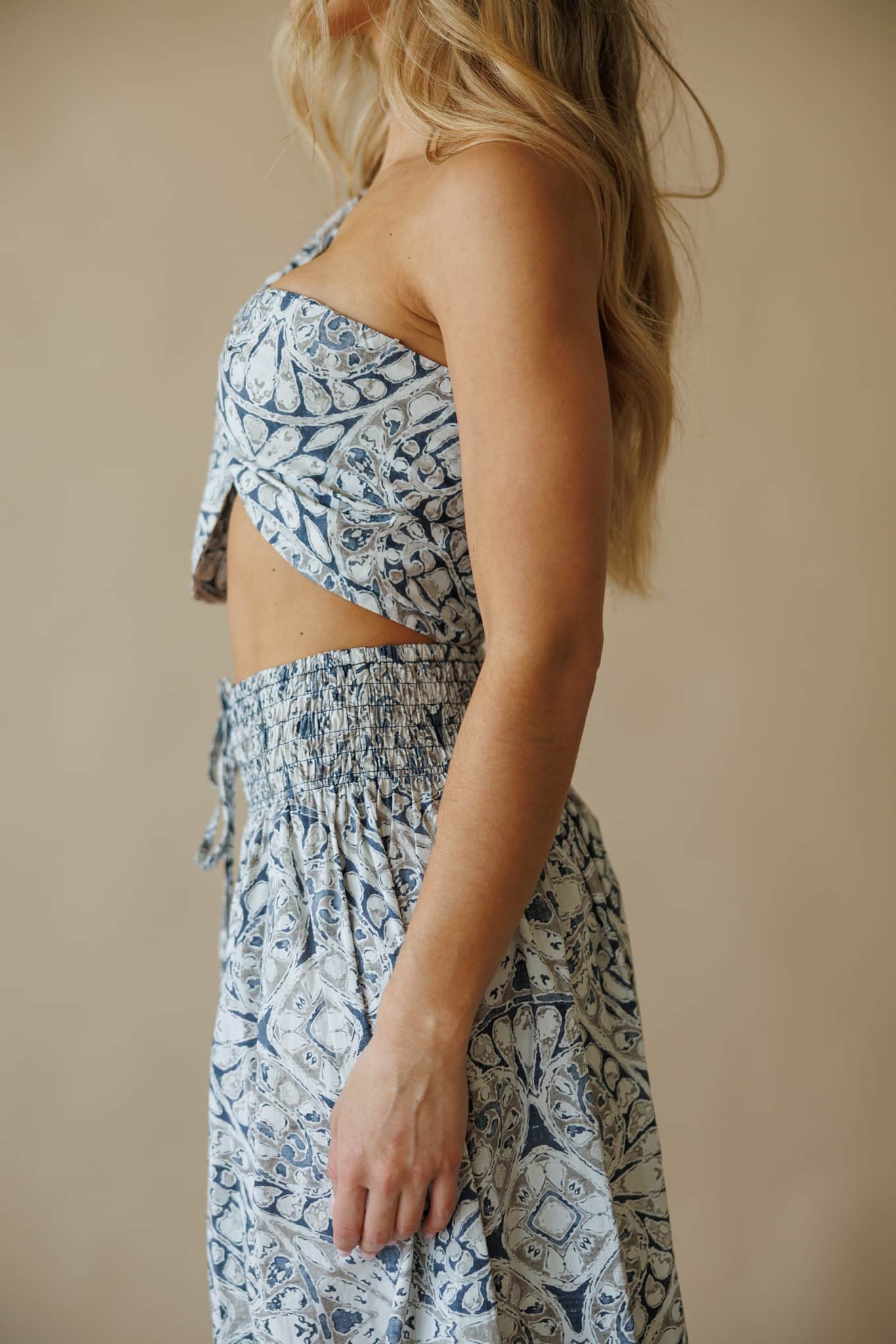 The Seaside Story Top