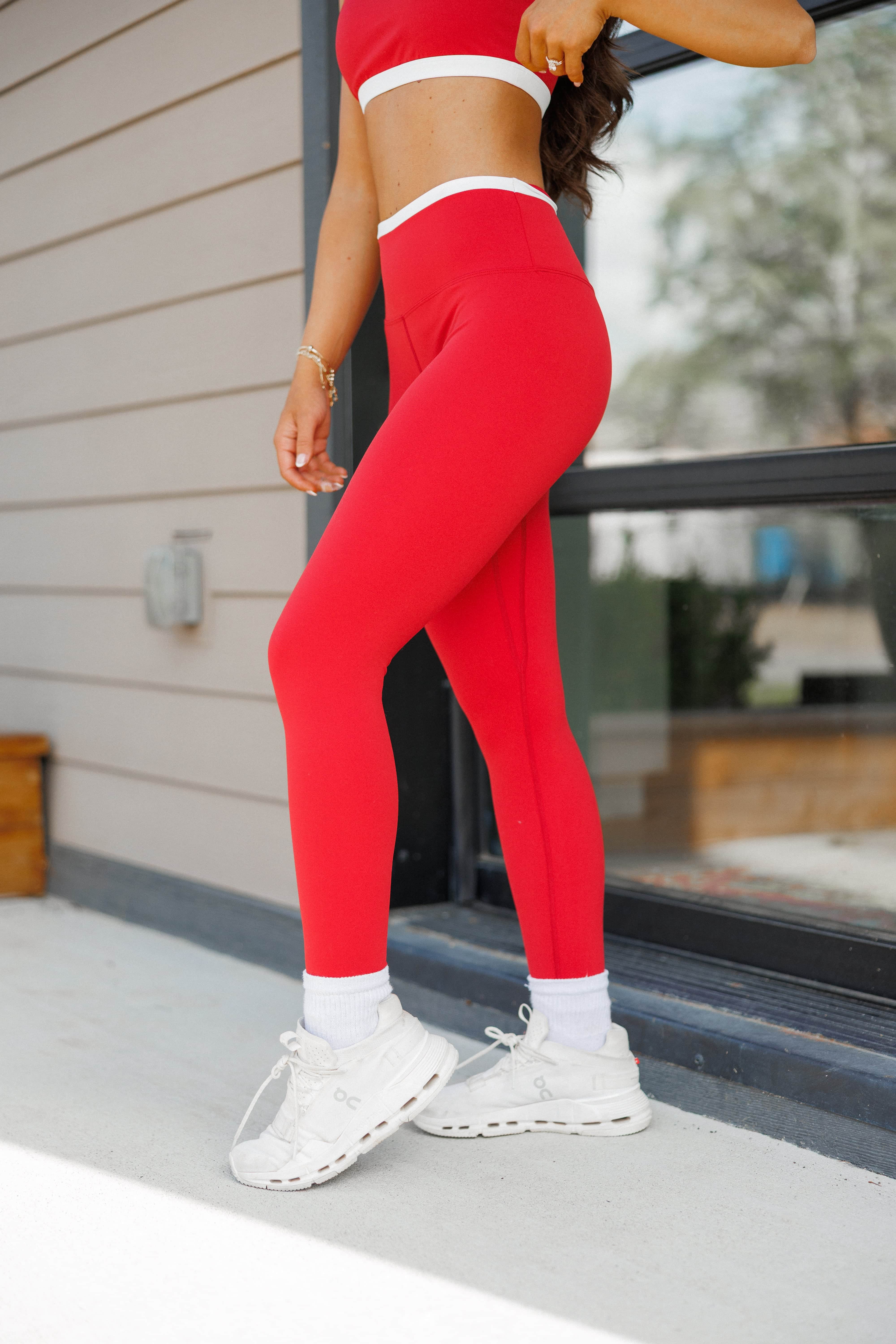 Chic Circuit Leggings
